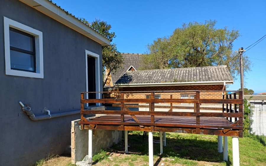 4 Bedroom Property for Sale in Palmiet Western Cape